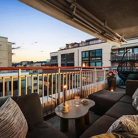 Dinbnb L Unbeatable Location L Priv Rooftop L Self Check-in アパート