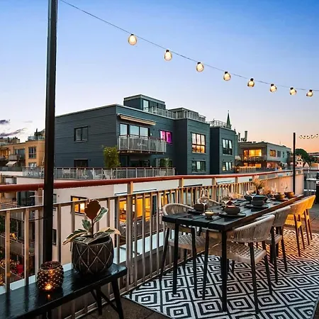 Apartment Dinbnb L Unbeatable Location L Priv Rooftop L Self Check-in *